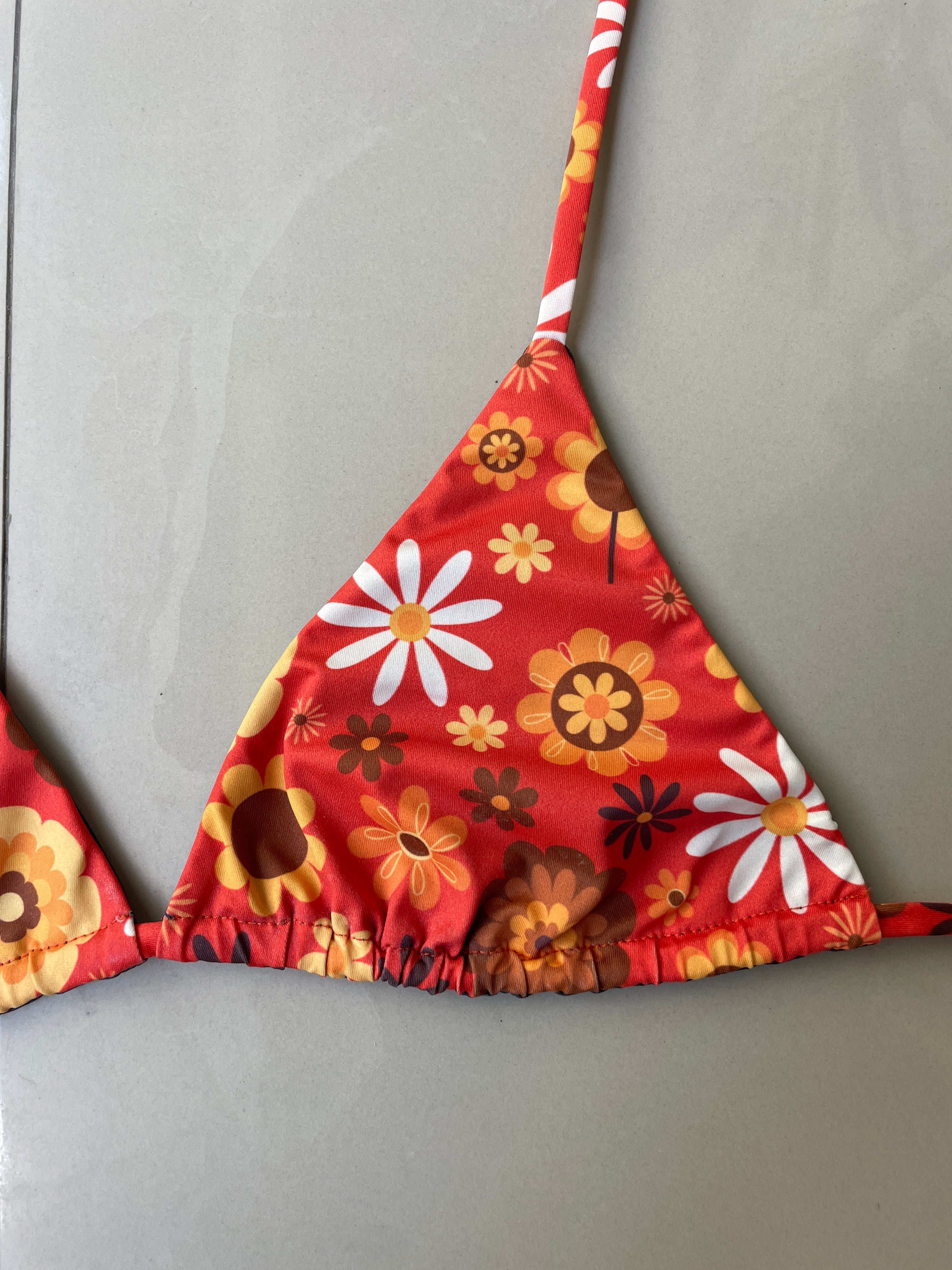 PRE LOVED Putu Triangle Bikini Top Retro Floral size S